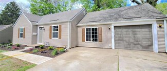 1220 W 32nd St, Independence, MO 64055