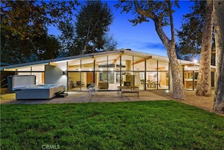 6225 Frondosa Dr, Malibu, CA 90265