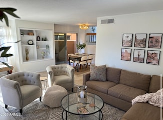 11 E La Diosa Dr, Tempe, AZ 85282