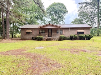 1222 Perkins Rd, Robersonville, NC 27871