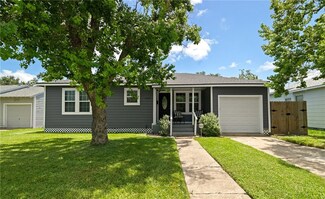 1049 Sorrell St, Corpus Christi, TX 78404