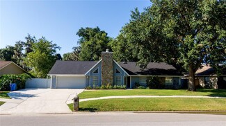 2413 Stonehill Ave, Valrico, FL 33594