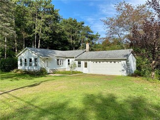 1512 State Route 264, Phoenix, NY 13135