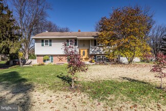1233 S Evergreen Dr, Phoenixville, PA 19460