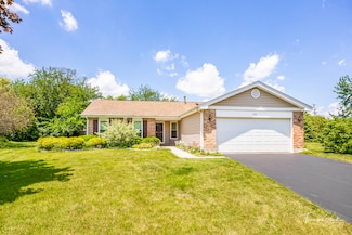 726 Clarendon Springs Ct, Schaumburg, IL 60194