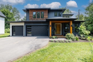 13 Kaiser Ave, Minneapolis, MN 55441