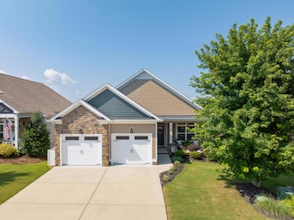 7912 Frostwood Ln, Ooltewah, TN 37363