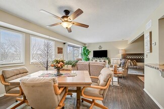 8940 Neill Lake Rd Unit 132, Eden Prairie, MN 55347