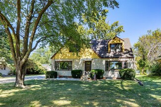 1190 NE 52nd Ave, Des Moines, IA 50313