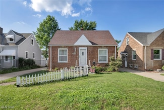 3320 Parklane Dr, Cleveland, OH 44134