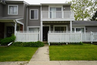 4445 Provincetown Dr, Country Club Hills, IL 60478
