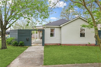 2 Davis Blvd, Jefferson, LA 70121