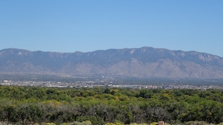 5008 Cinnamon Teal Ct NW, Albuquerque, NM 87120