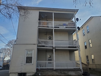 25 Hacker St Unit 2, Worcester, MA 01603