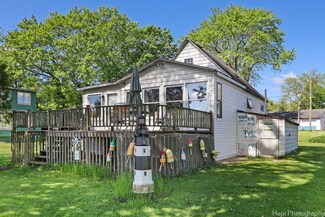 215 S Northwest Hwy, Cary, IL 60013