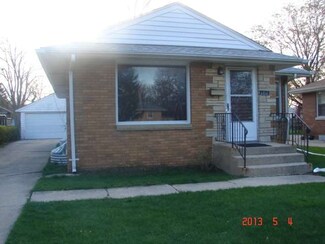 1816 Linden Ave, Waukegan, IL 60087