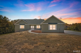 18 Meadow Ridge, Festus, MO 63028