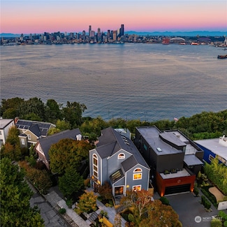 1450 Palm Ave SW, Seattle, WA 98116