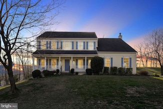 17912 Swans Creek Ln, Dumfries, VA 22026