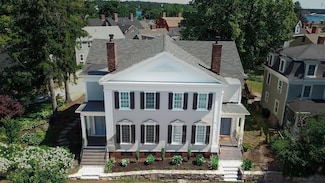 355 Pleasant St, Portsmouth, NH 03801