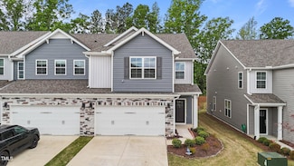 2211 Cherry Top Dr, Fuquay Varina, NC 27526