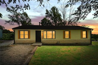 17405 Chula Vista Dr, Belton, MO 64012
