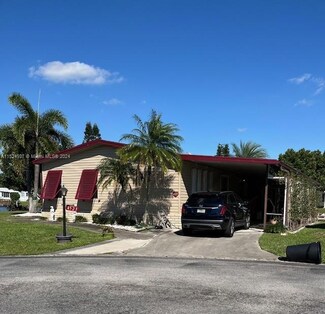 4523 SE Peachwood Terrace, Stuart, FL 34997