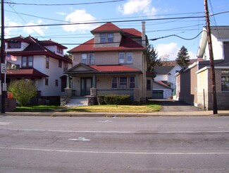 97 Main St, Dickson City, PA 18519