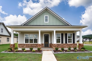 7904 Autumn Glen Dr SE, Huntsville, AL 35748
