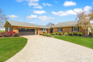 1012 Lake Fork Rd, Utica, OH 43080