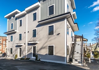 15 Alder St Unit A, Waltham, MA 02453