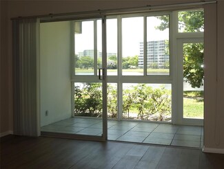 2751 N Palm Aire Dr Unit 105, Pompano Beach, FL 33069