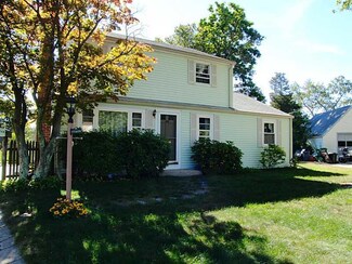 148 Missouri Dr, Warwick, RI 02886