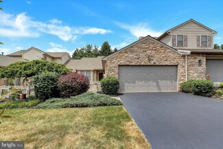 588 Farmhouse Ln, Hummelstown, PA 17036