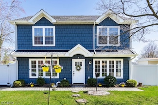 1101 Plymouth Dr, Rahway, NJ 07065