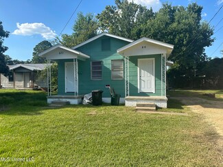 818 Lanier Ave, Jackson, MS 39203