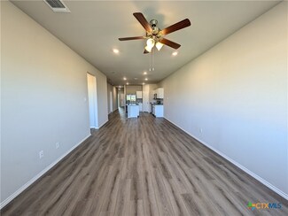 1134 Stone Valley Rd Unit B, Temple, TX 76502