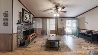 5124 Gates Dr, Denver, NC 28037