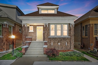 7709 S Eberhart Ave, Chicago, IL 60619