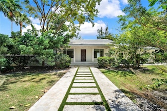 520 Bay Point Rd, Miami, FL 33137