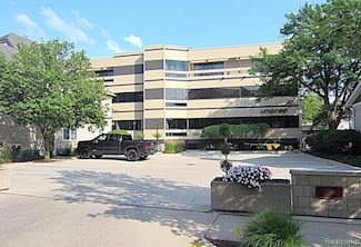 280 Daines St, Birmingham, MI 48009