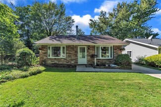 702 Chestnut Blvd, Willoughby, OH 44094