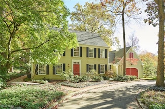 511 W Fairlawn Blvd, Akron, OH 44313