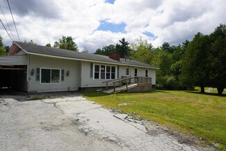28 Pearl St, Barre, VT 05641