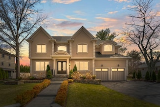 11 Fairhaven Rd, Newton Center, MA 02459