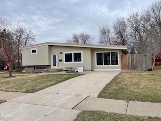227 16th Ave NE, Jamestown, ND 58401