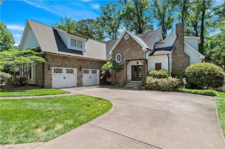 3460 Scarsborough Dr, Winston Salem, NC 27104