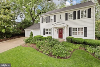 2905 Dartmouth Rd, Alexandria, VA 22314