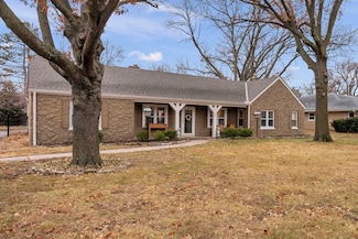 15 E Huntington St, Eastborough, KS 67206