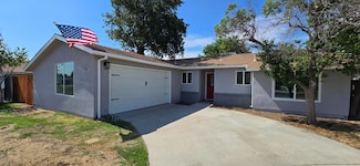 519 San Jose Ave, Clovis, CA 93612